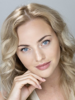 Виктория Тиханская,